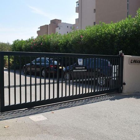 " Au Morgan De Vous " Apartment Le Lavandou Exterior photo